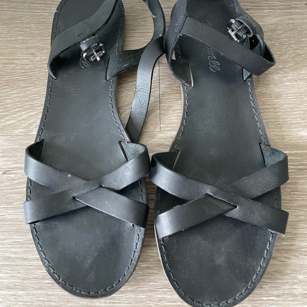 8 Madewell Black Open Toe Flat Sandel